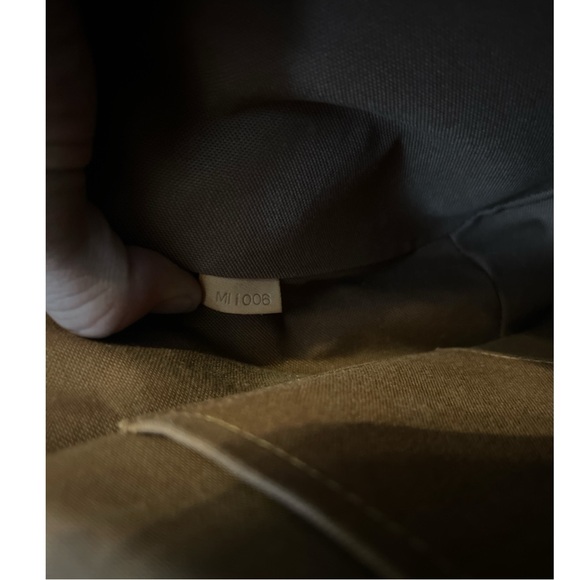 Authentic 💜 Louis Vuitton Monogram Bosphore PM Messenger Bag - Picture 5 of 6